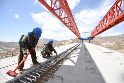 西寧啟動“建功‘十四五’奮進新征程”主題勞動技能競賽